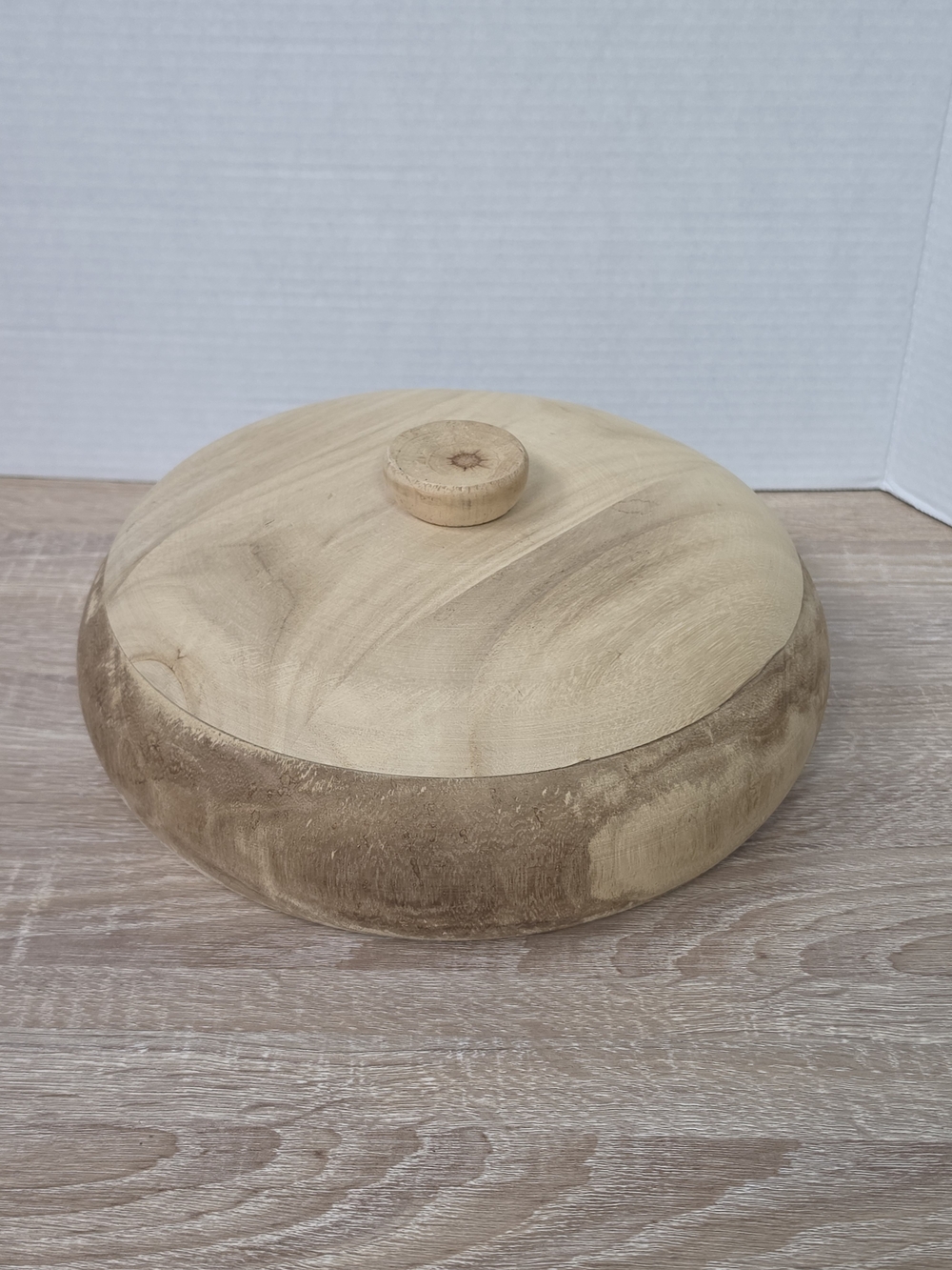 Decorative 10 1/2" Paulownia Wood Bowl Container w/ Lid Creative Co-op Farmhouse